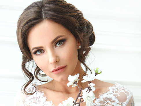 Bridal Eyebrow Wax Packages in Desert Shores